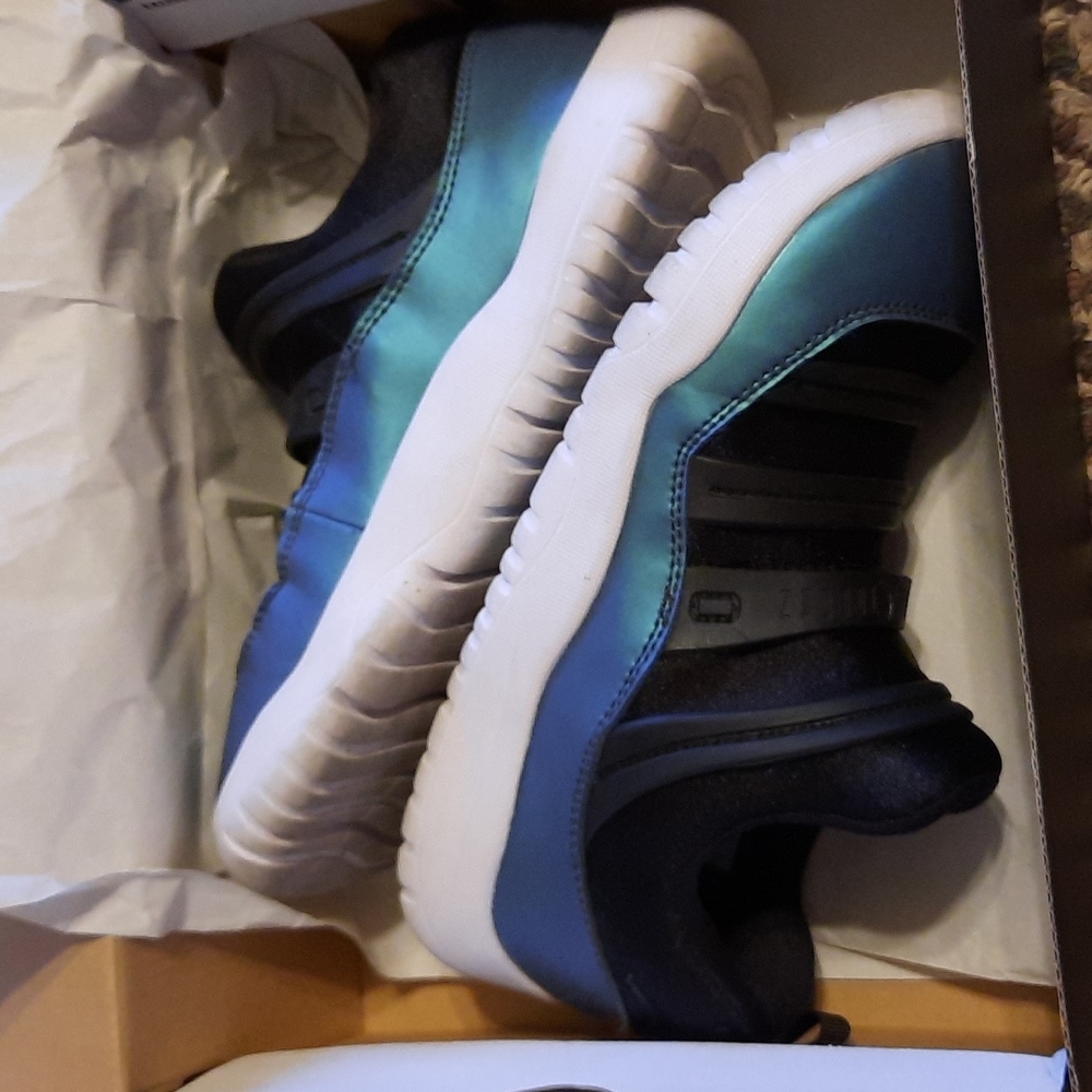 Jordan retro 11